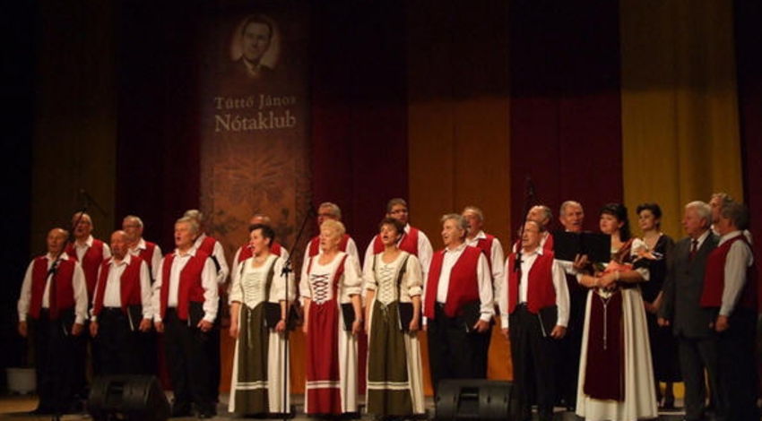 Kiemelő fotó - Tüttõ János Nótaklub
