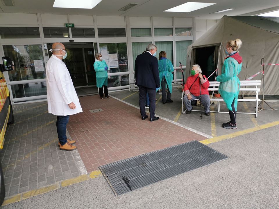 Tartalom - Polgármesteri felhívás a koronavírussal kapcsolatban -  Kanizsai Dorottya Kórház bejárás 2020.04.20.