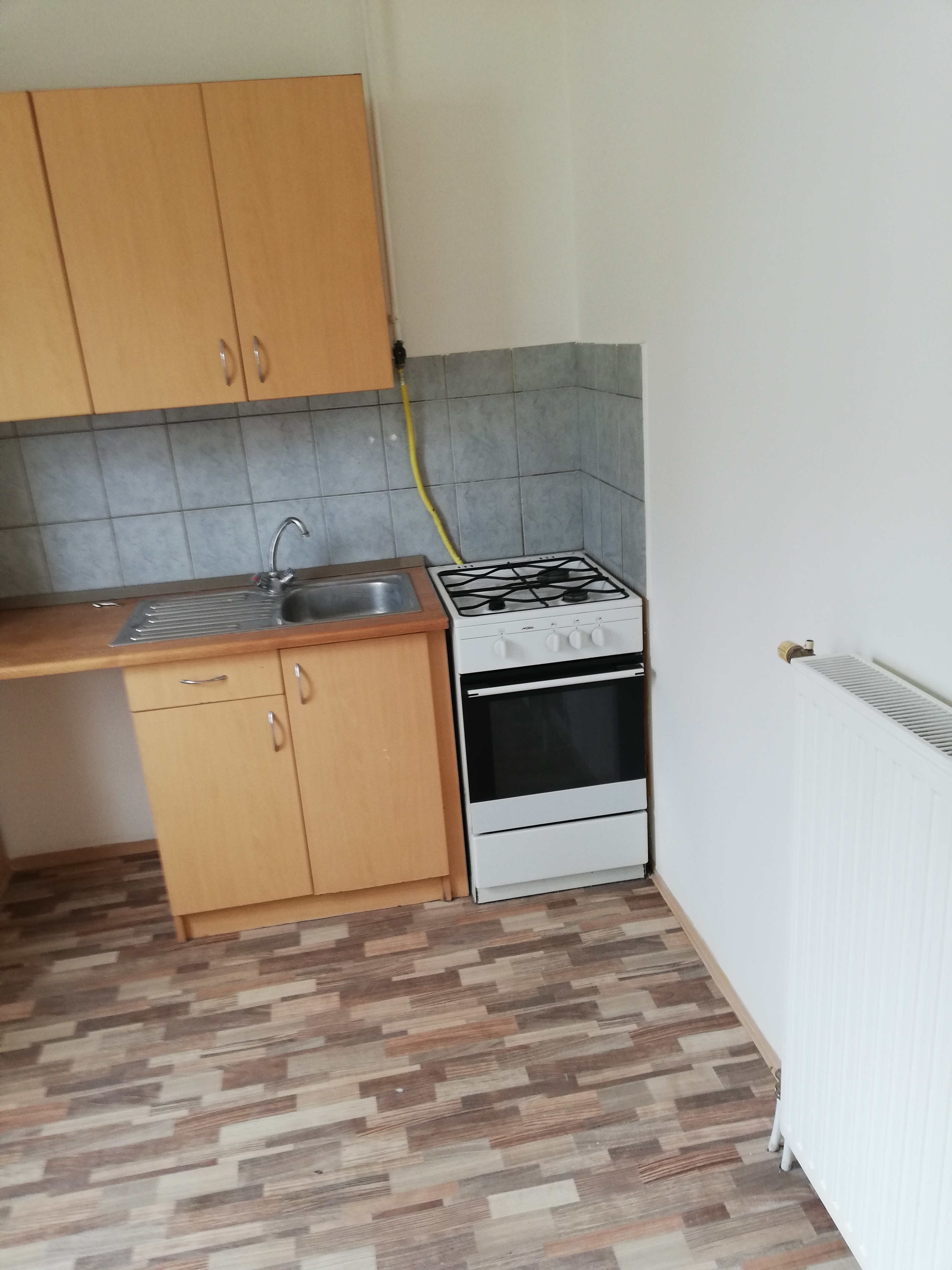 Tartalom - Közlemény - bérlakásokra kiírt lakáspályázatok beadási határidejérõl