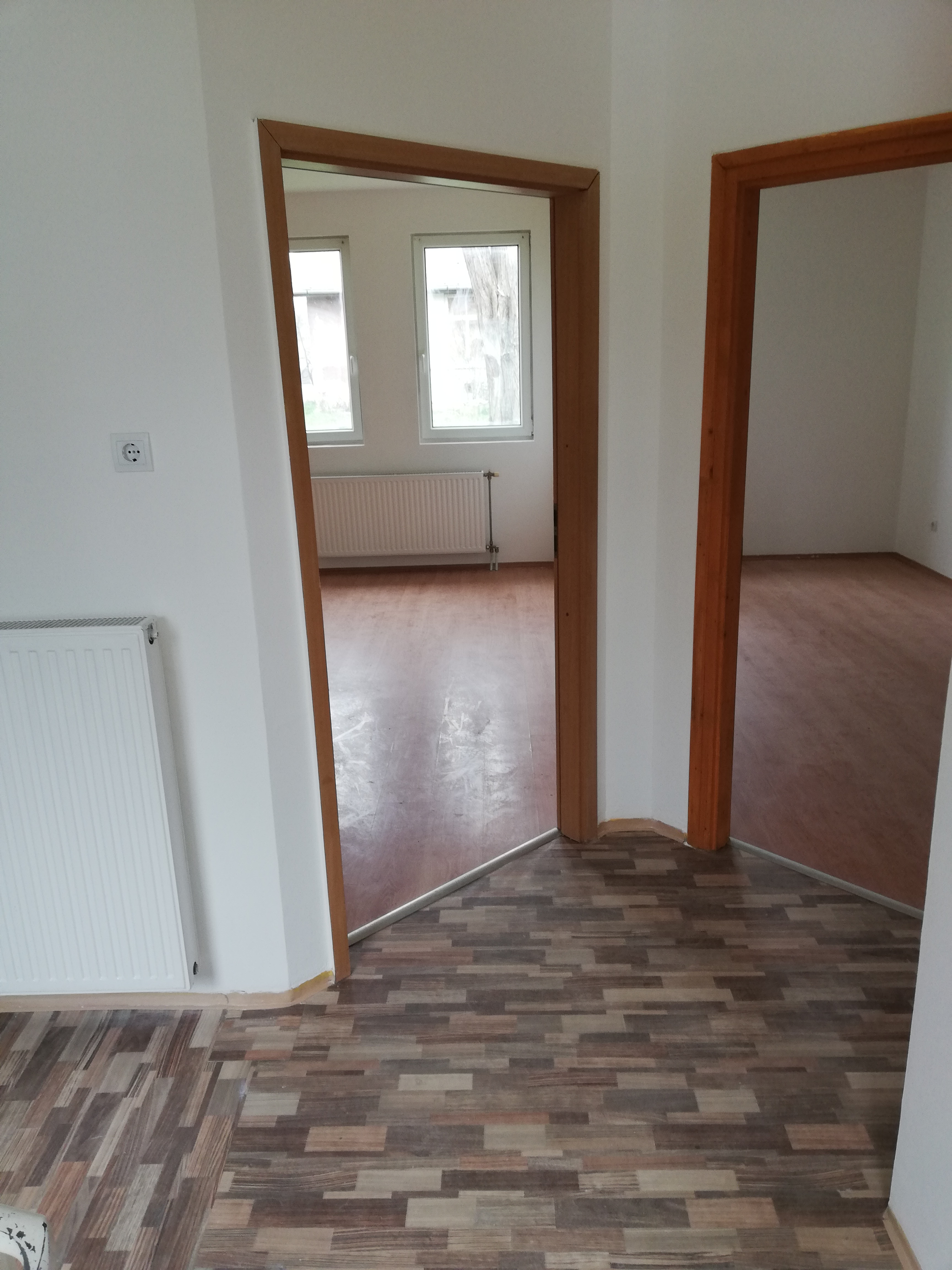 Tartalom - Közlemény - bérlakásokra kiírt lakáspályázatok beadási határidejérõl