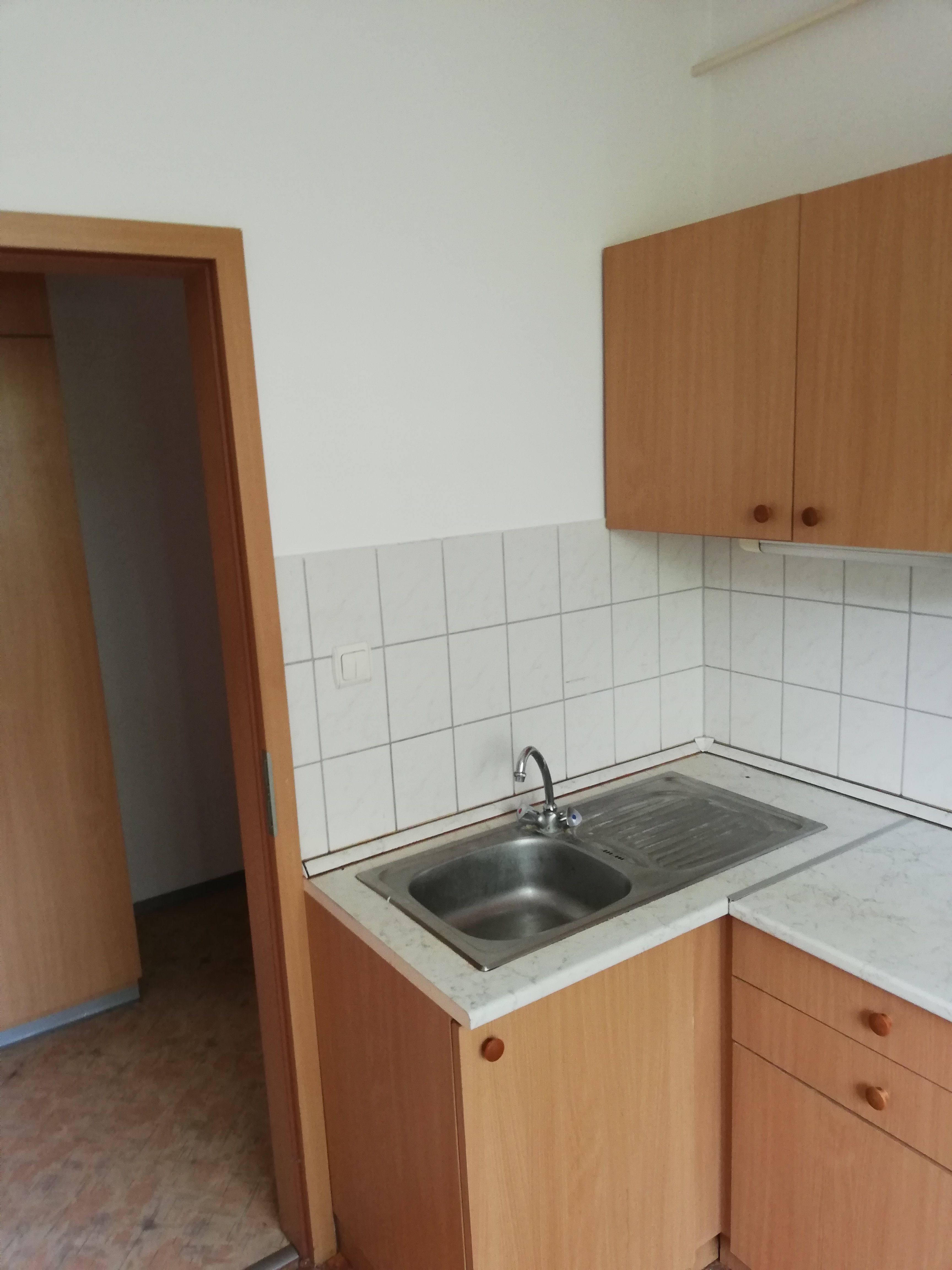 Tartalom - Közlemény - bérlakásokra kiírt lakáspályázatok beadási határidejérõl